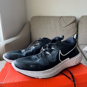 Nike Zoom React Running Shoes